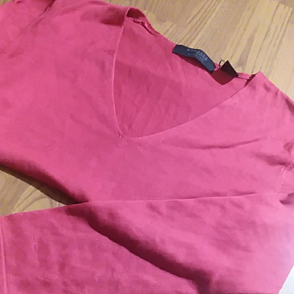 Sweater - Picture 2 of 2
